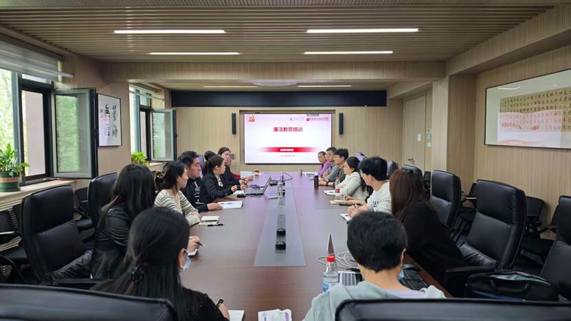 4330b8249040b3786ddd2c3a881d5295